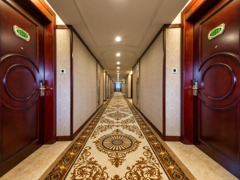 Vienna Hotel Guangzhou Jinshazhou Фошань Екстер'єр фото